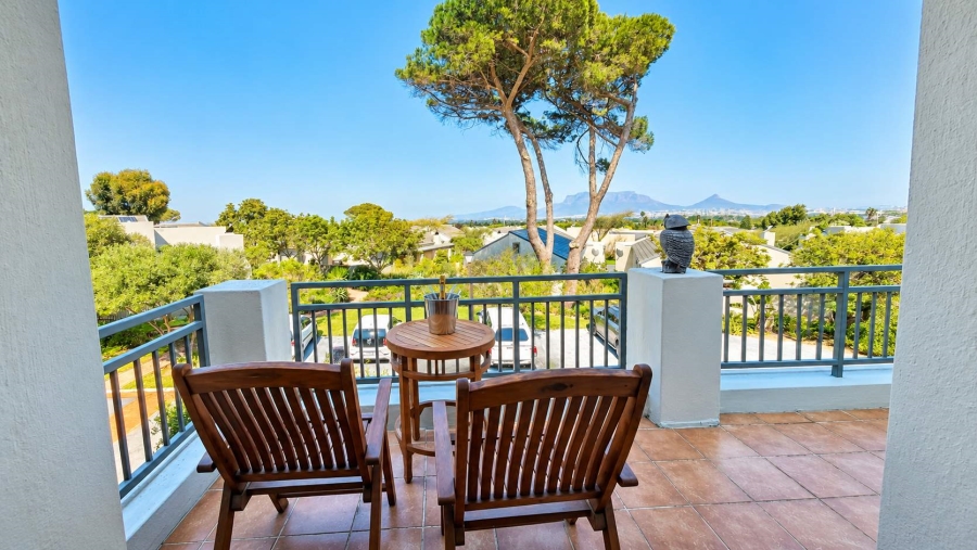 3 Bedroom Property for Sale in Plattekloof Western Cape